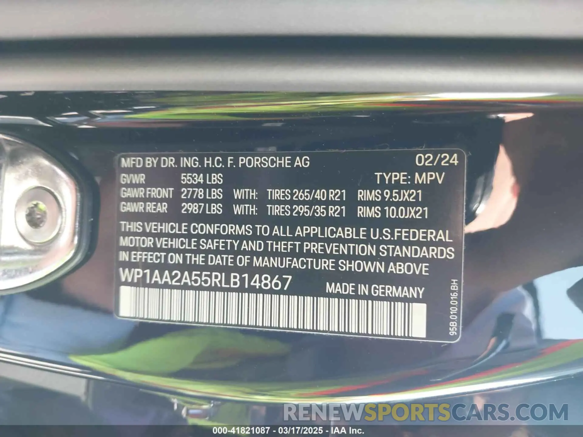 9 Photograph of a damaged car WP1AA2A55RLB14867 PORSCHE MACAN 2024