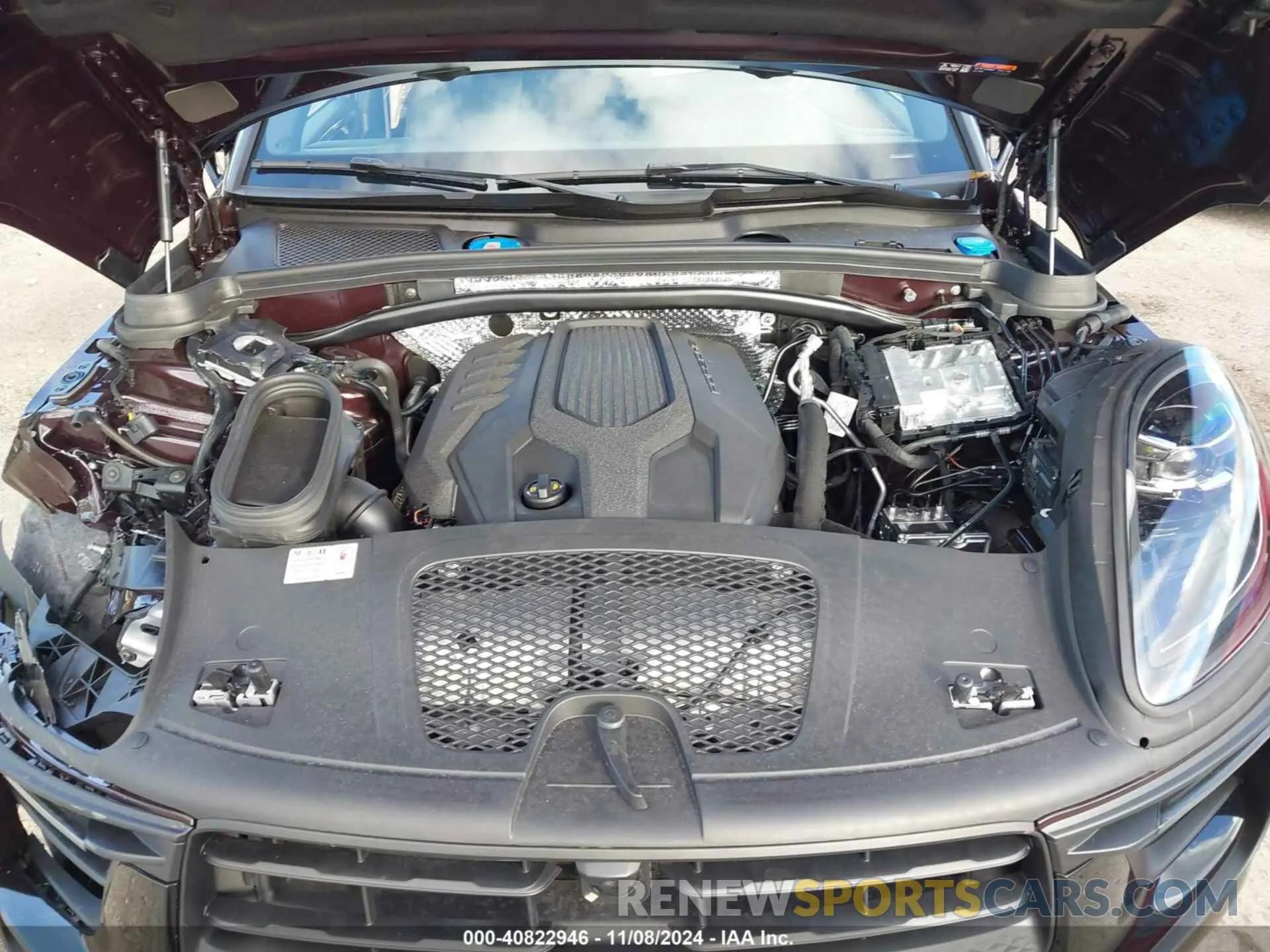 10 Photograph of a damaged car WP1AA2A55RLB19681 PORSCHE MACAN 2024