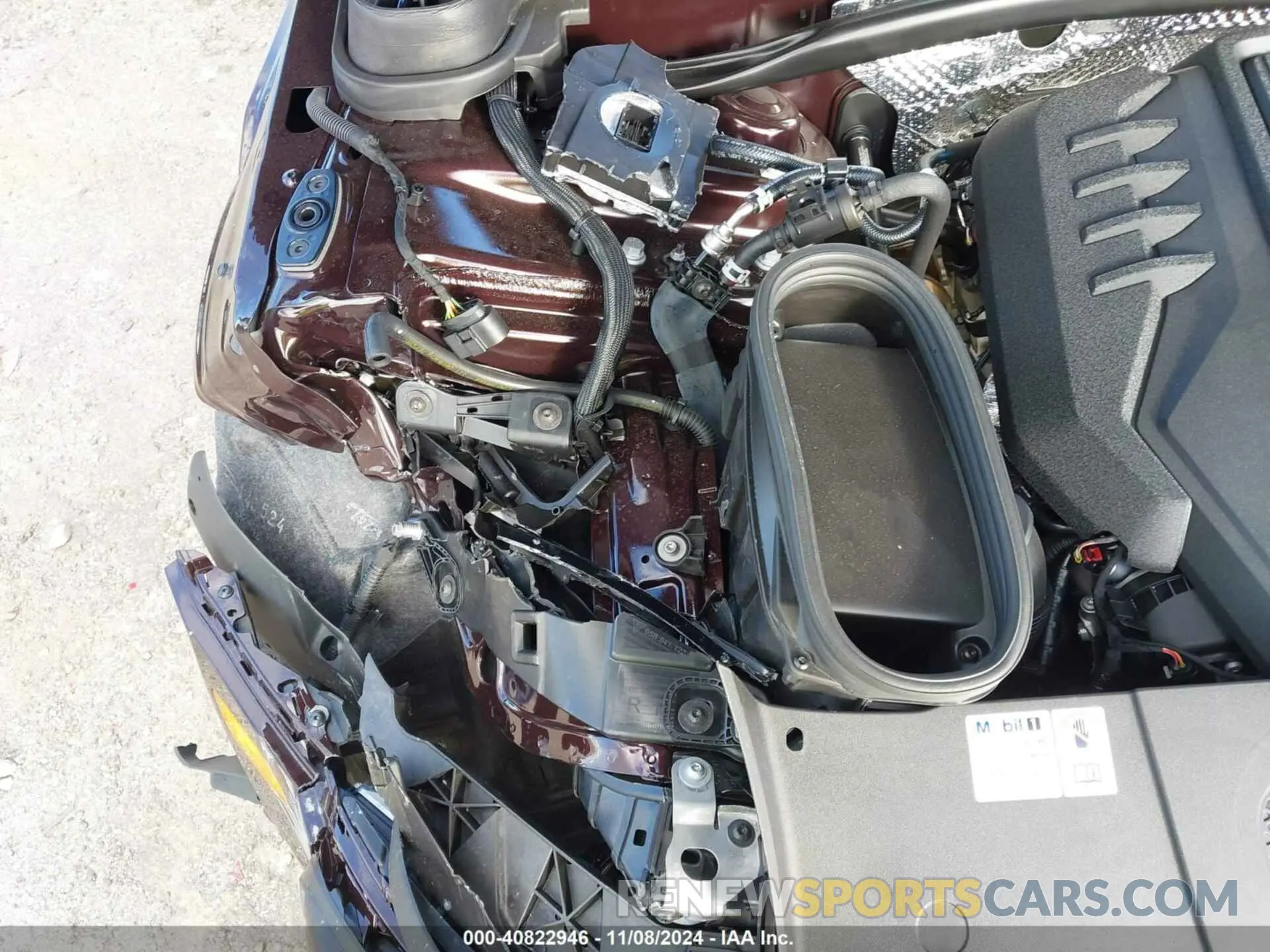 18 Photograph of a damaged car WP1AA2A55RLB19681 PORSCHE MACAN 2024