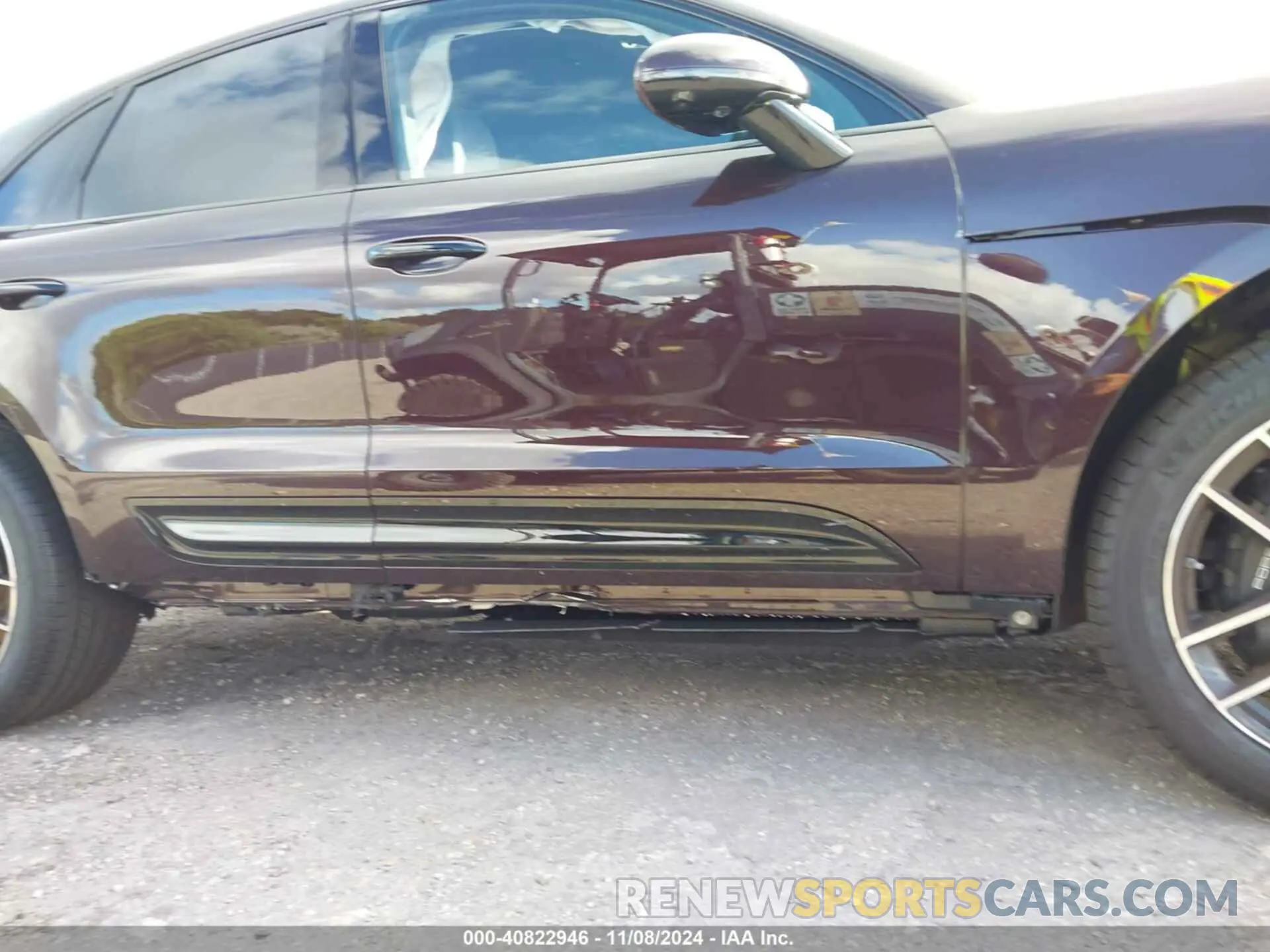 19 Photograph of a damaged car WP1AA2A55RLB19681 PORSCHE MACAN 2024