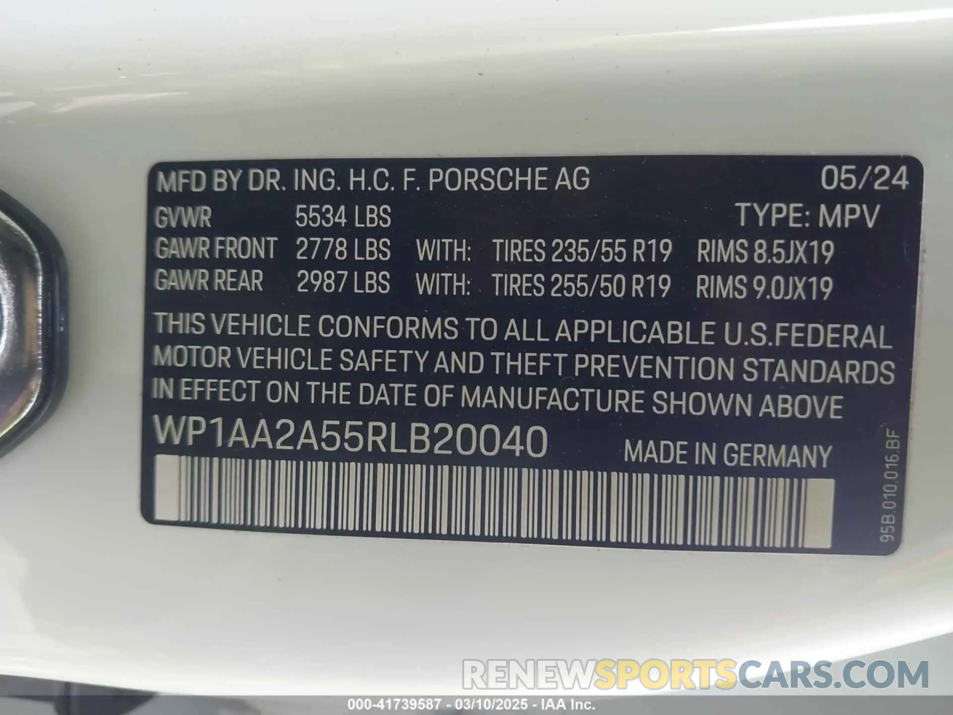 9 Photograph of a damaged car WP1AA2A55RLB20040 PORSCHE MACAN 2024