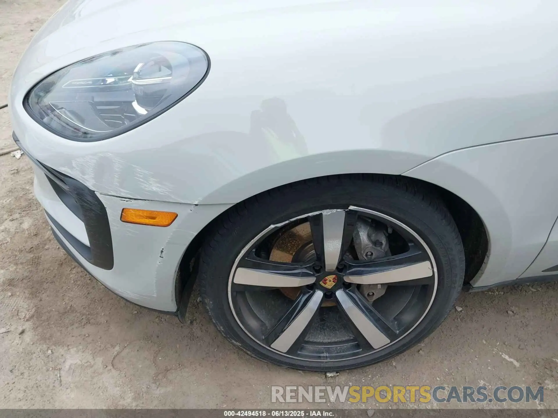 19 Photograph of a damaged car WP1AA2A58RLB02017 PORSCHE MACAN 2024
