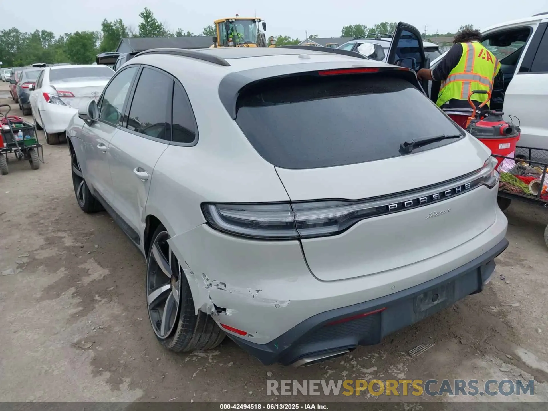 3 Photograph of a damaged car WP1AA2A58RLB02017 PORSCHE MACAN 2024