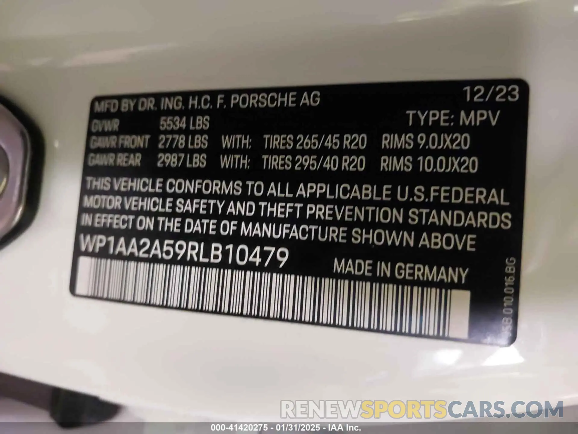 9 Photograph of a damaged car WP1AA2A59RLB10479 PORSCHE MACAN 2024