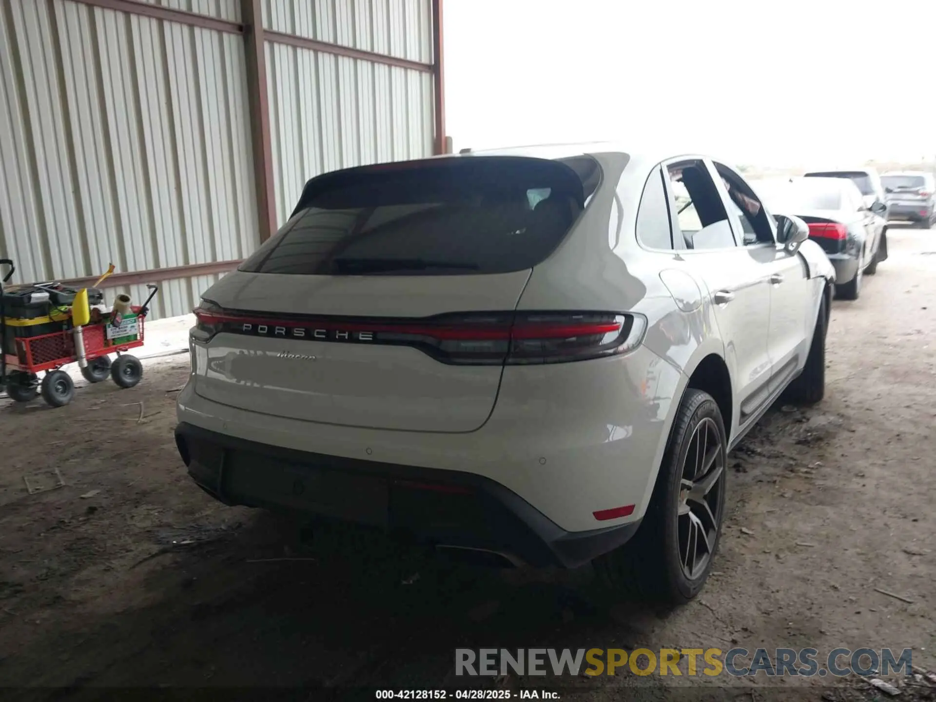 4 Photograph of a damaged car WP1AA2A59RLB15956 PORSCHE MACAN 2024