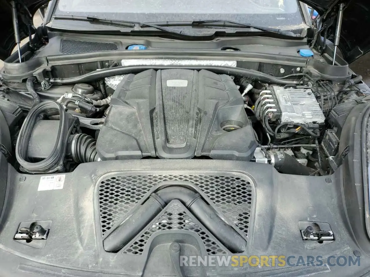 12 Photograph of a damaged car WP1AF2A51RLB56924 PORSCHE MACAN 2024