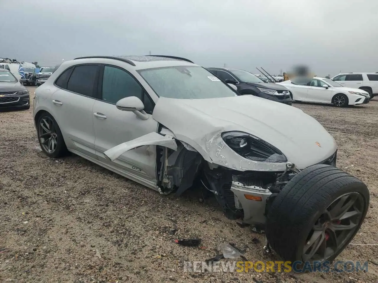 4 Photograph of a damaged car WP1AF2A5XRLB56890 PORSCHE MACAN 2024