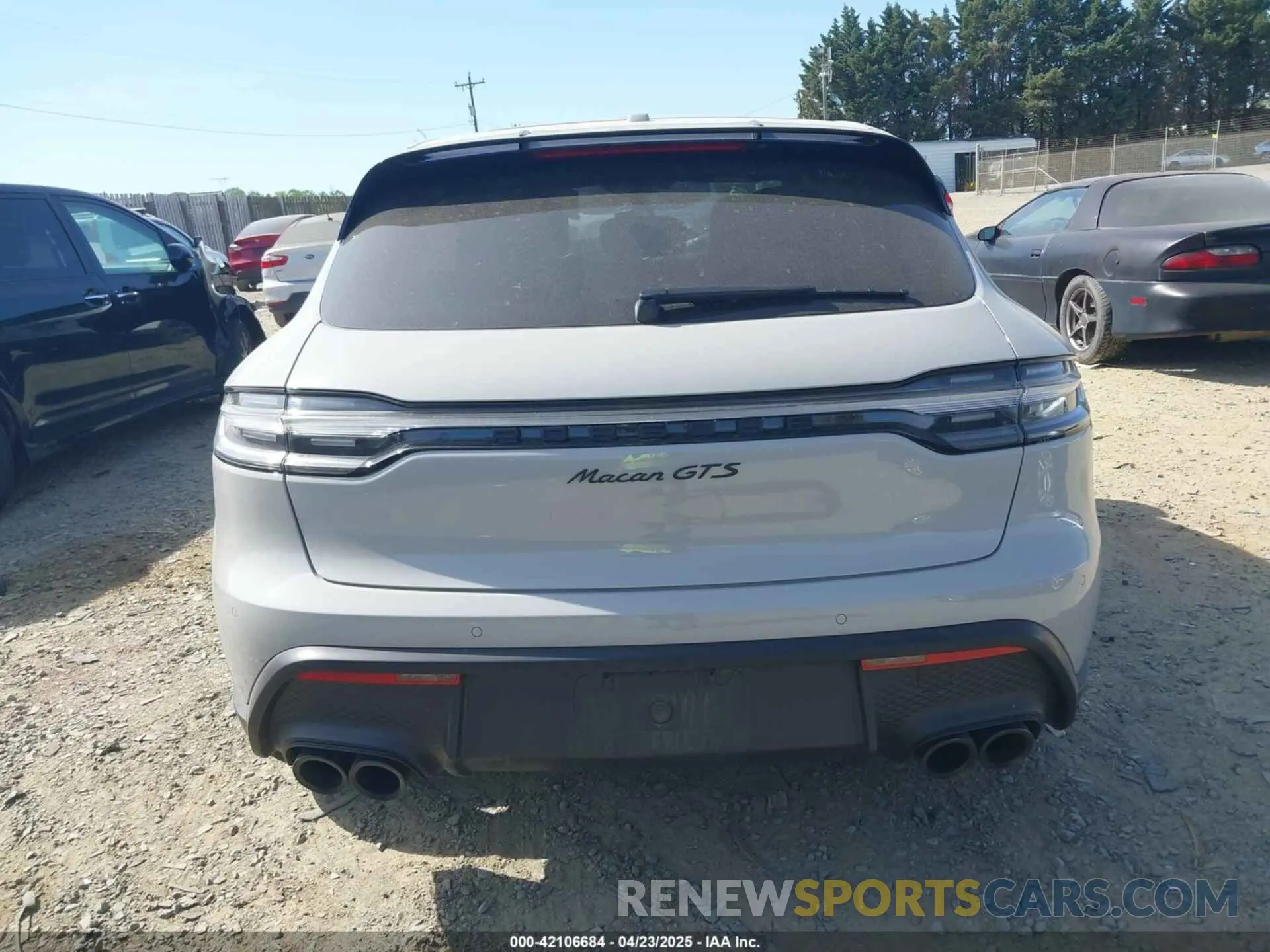16 Photograph of a damaged car WP1AF2A5XRLB57439 PORSCHE MACAN 2024