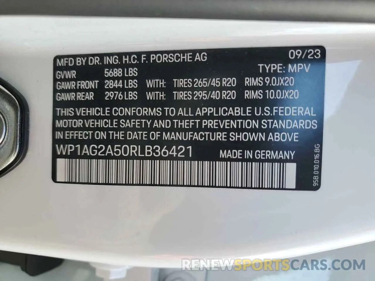 16 Photograph of a damaged car WP1AG2A50RLB36421 PORSCHE MACAN 2024
