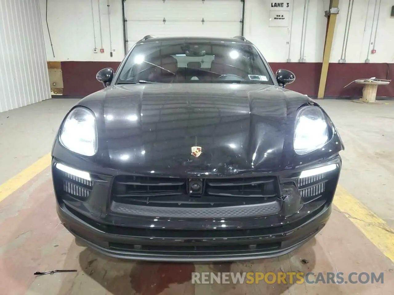 5 Photograph of a damaged car WP1AG2A52RLB39370 PORSCHE MACAN 2024
