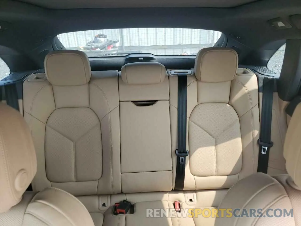 10 Photograph of a damaged car WP1AG2A54RLB41024 PORSCHE MACAN 2024