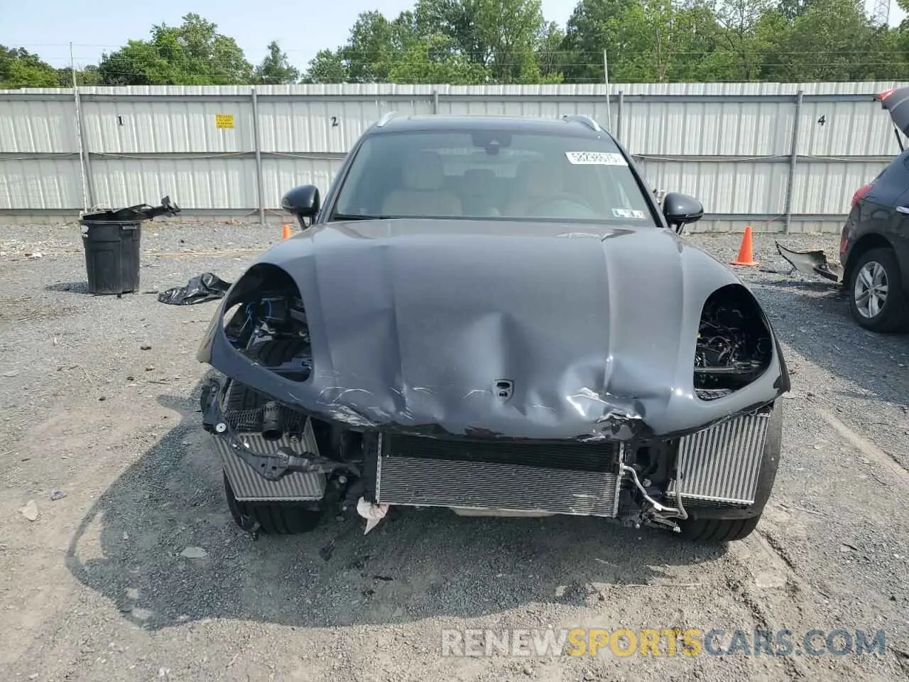 5 Photograph of a damaged car WP1AG2A54RLB41024 PORSCHE MACAN 2024