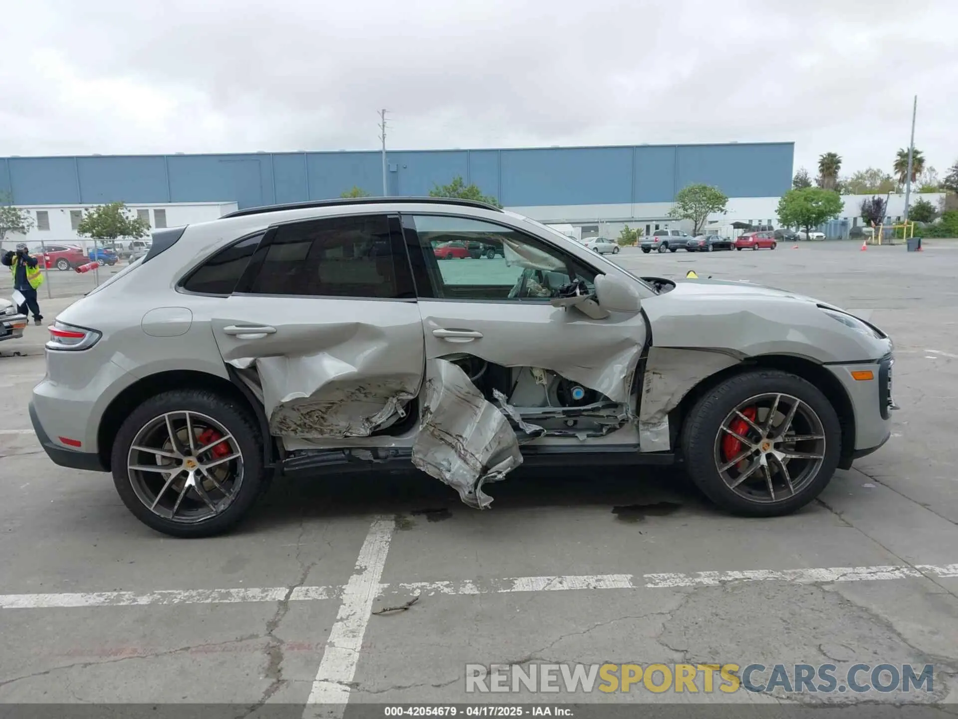 13 Photograph of a damaged car WP1AG2A59RLB41231 PORSCHE MACAN 2024