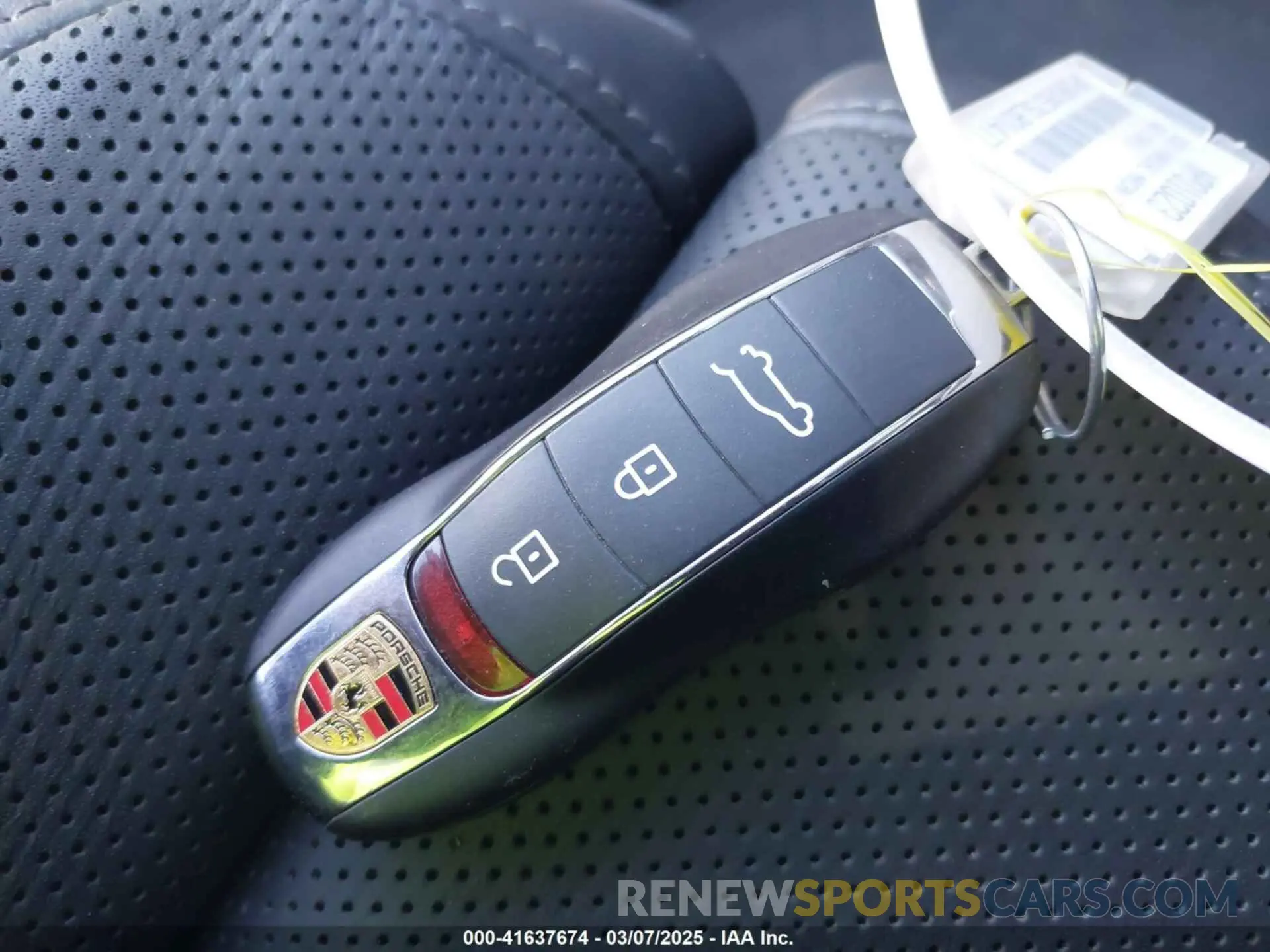 11 Photograph of a damaged car WP1AA2A57SLB01477 PORSCHE MACAN 2025