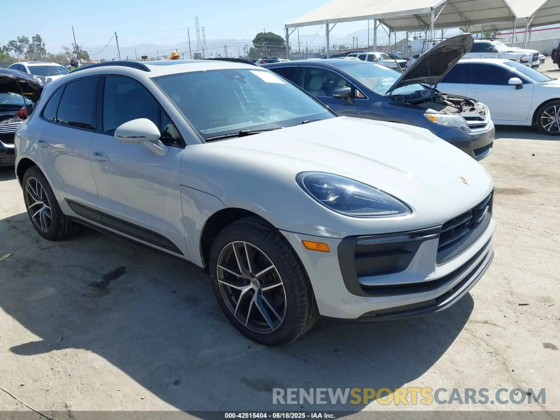 1 Photograph of a damaged car WP1AA2A59SLB02730 PORSCHE MACAN 2025