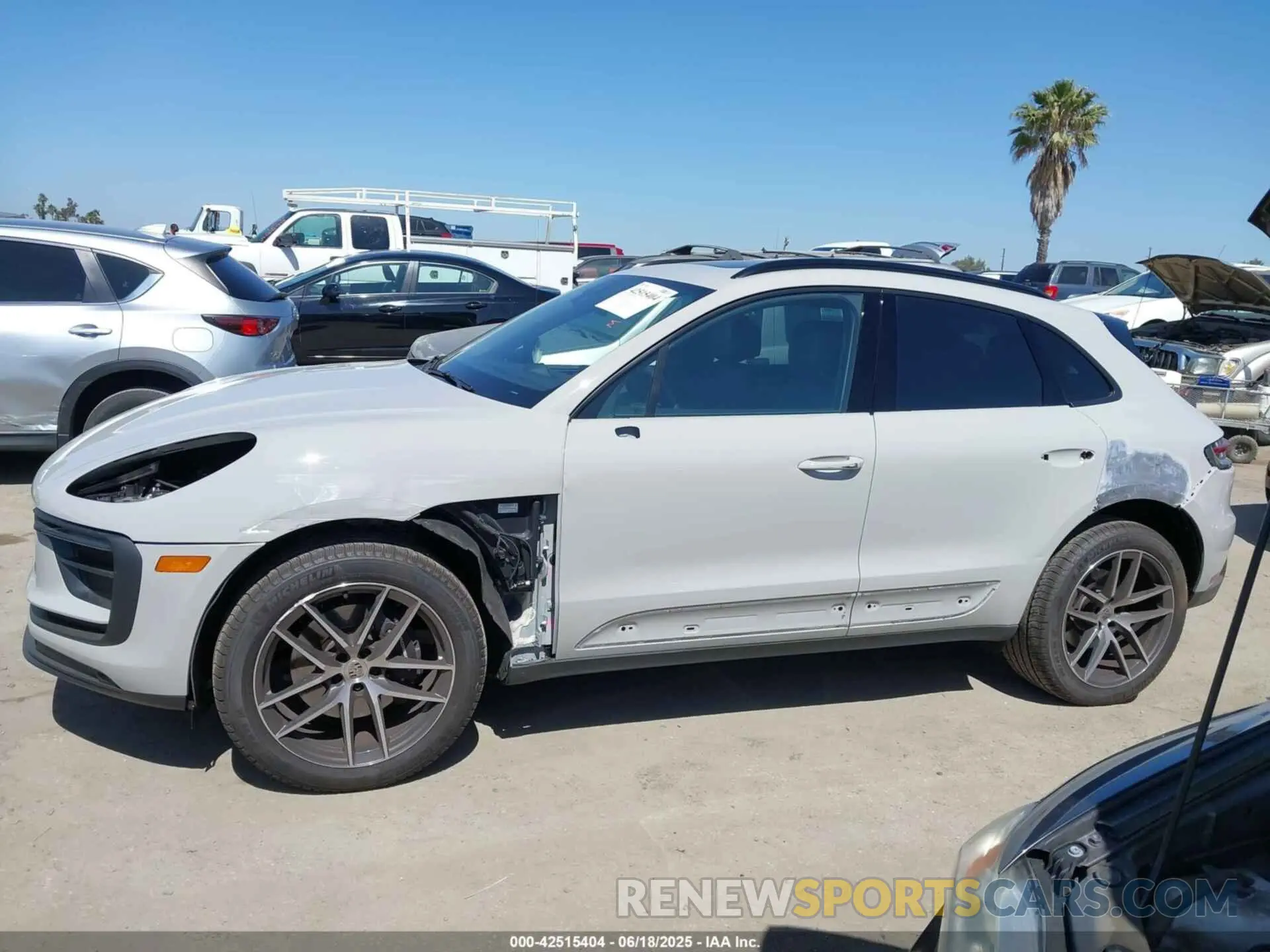 15 Photograph of a damaged car WP1AA2A59SLB02730 PORSCHE MACAN 2025