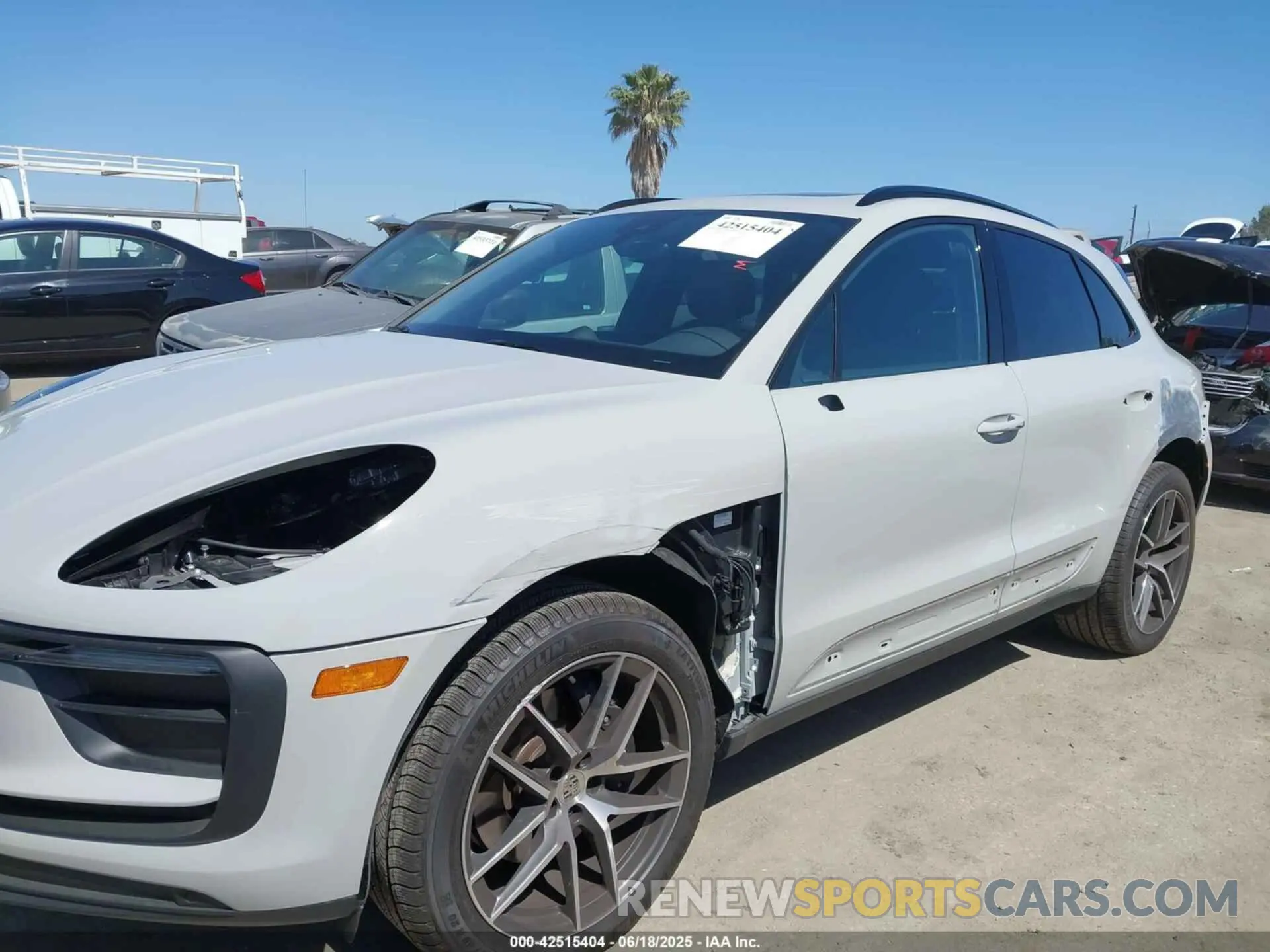 6 Photograph of a damaged car WP1AA2A59SLB02730 PORSCHE MACAN 2025
