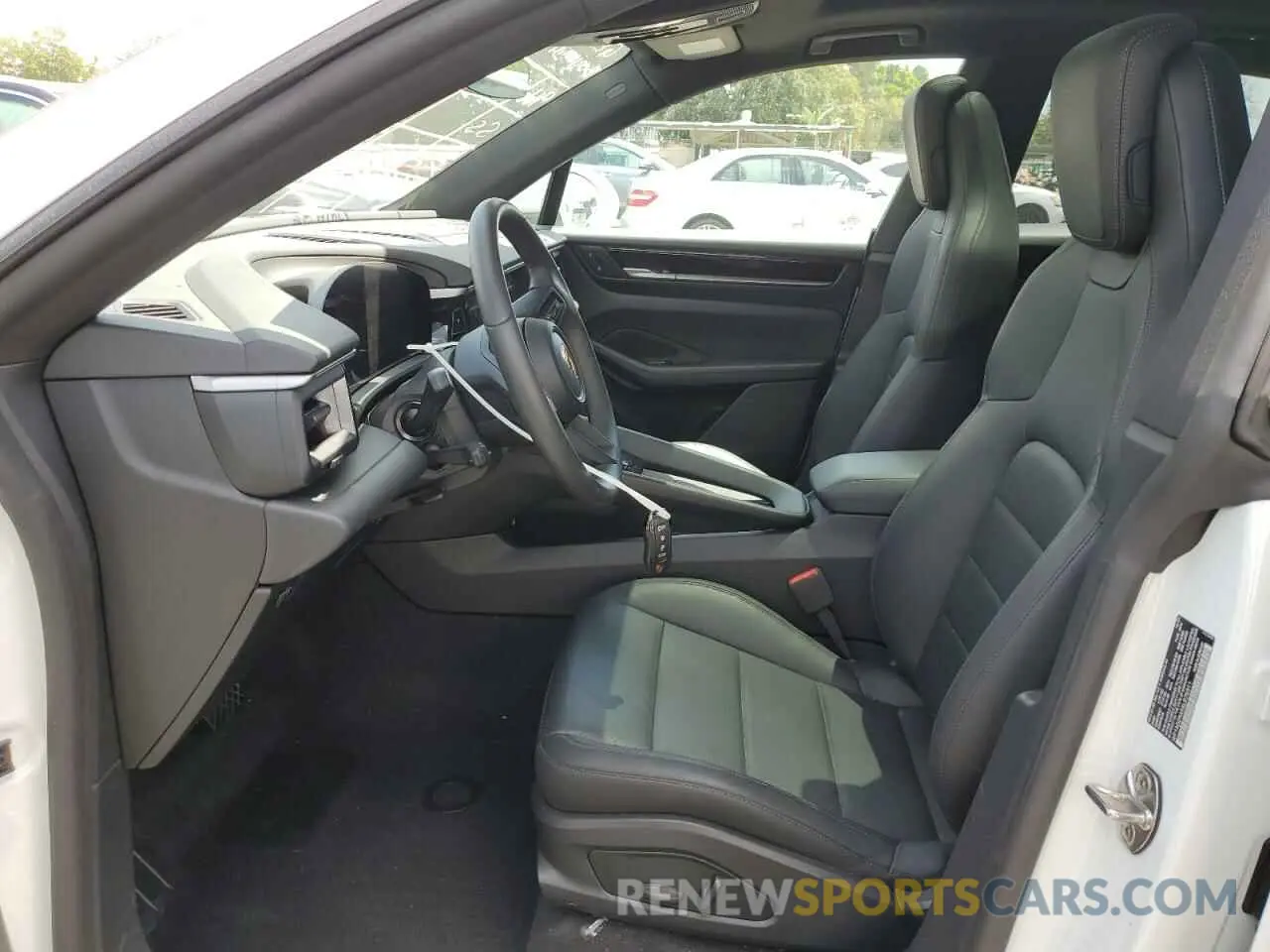 7 Photograph of a damaged car WP1AD2XA5SL075311 PORSCHE MACAN 2025