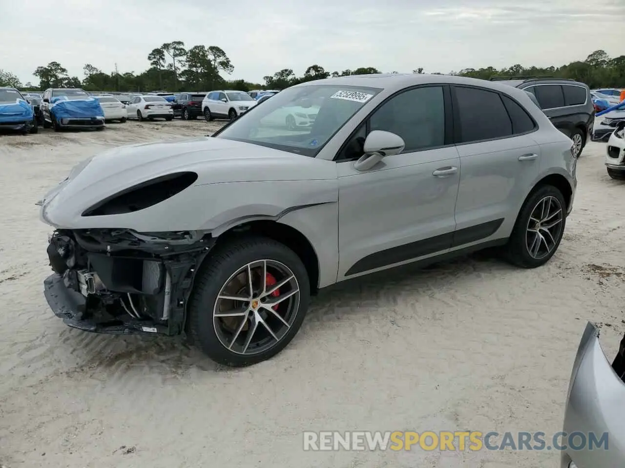 1 Photograph of a damaged car WP1AG2A54SLB40784 PORSCHE MACAN 2025