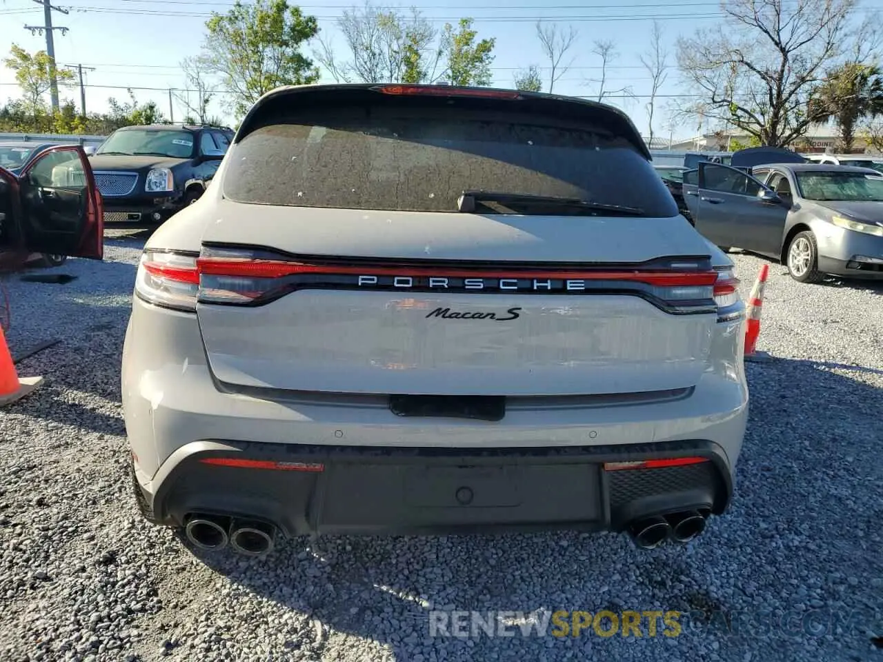 6 Photograph of a damaged car WP1AG2A5XSLB41700 PORSCHE MACAN 2025