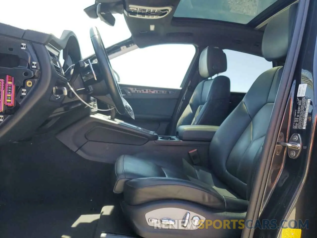 7 Photograph of a damaged car WP1AA2A51PLB08173 PORSCHE MACAN BASE 2023