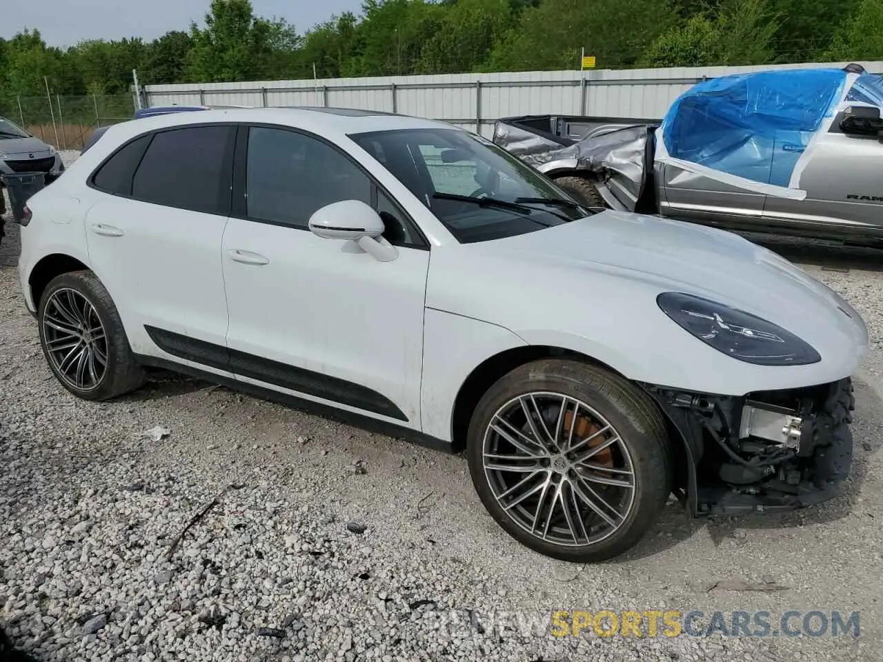 4 Photograph of a damaged car WP1AA2A51PLB15642 PORSCHE MACAN BASE 2023