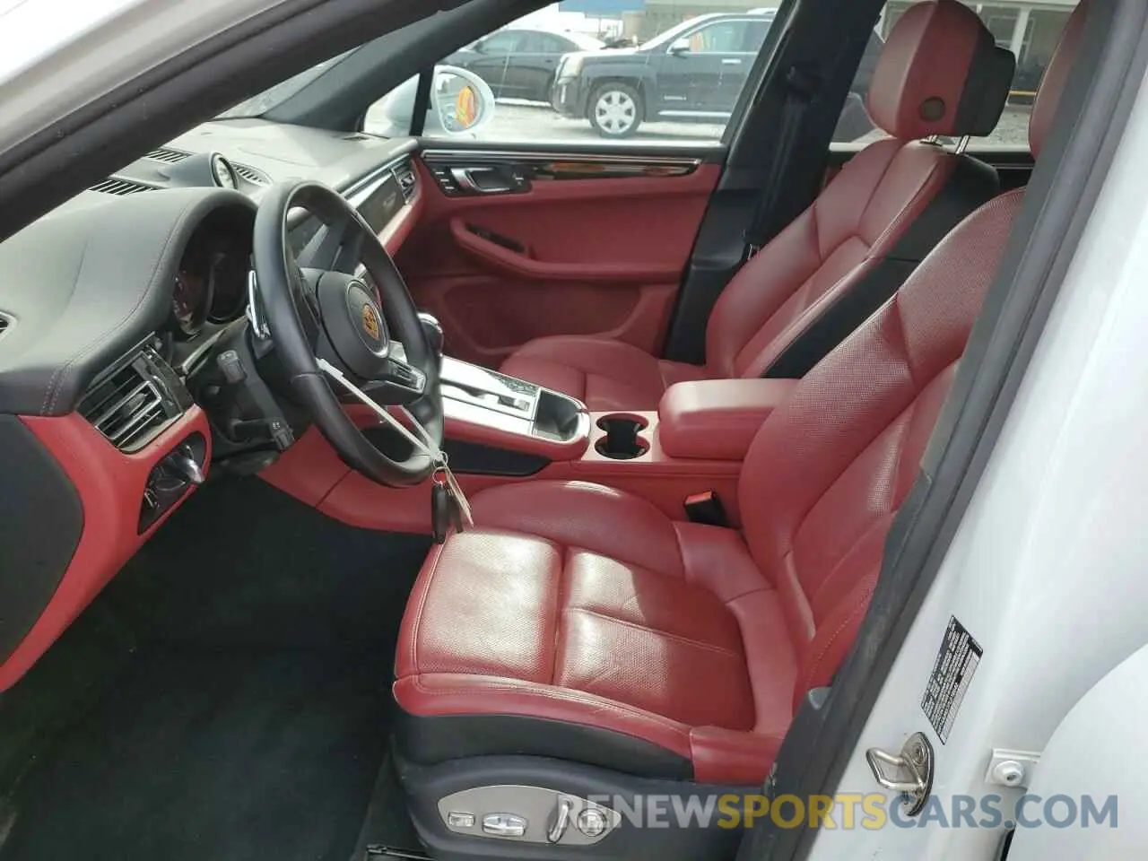 7 Photograph of a damaged car WP1AA2A51PLB15642 PORSCHE MACAN BASE 2023