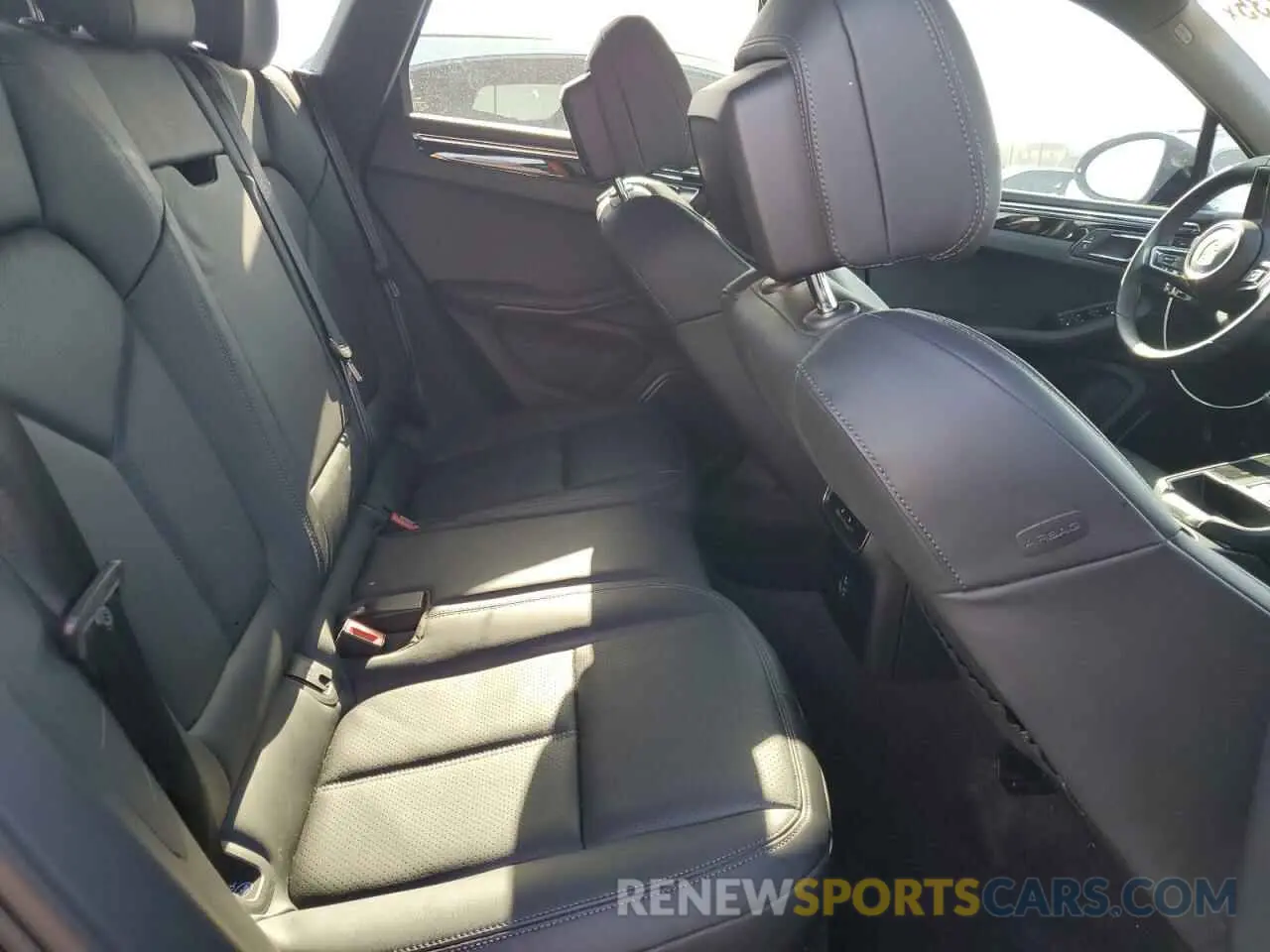 10 Photograph of a damaged car WP1AA2A51PLB21313 PORSCHE MACAN BASE 2023