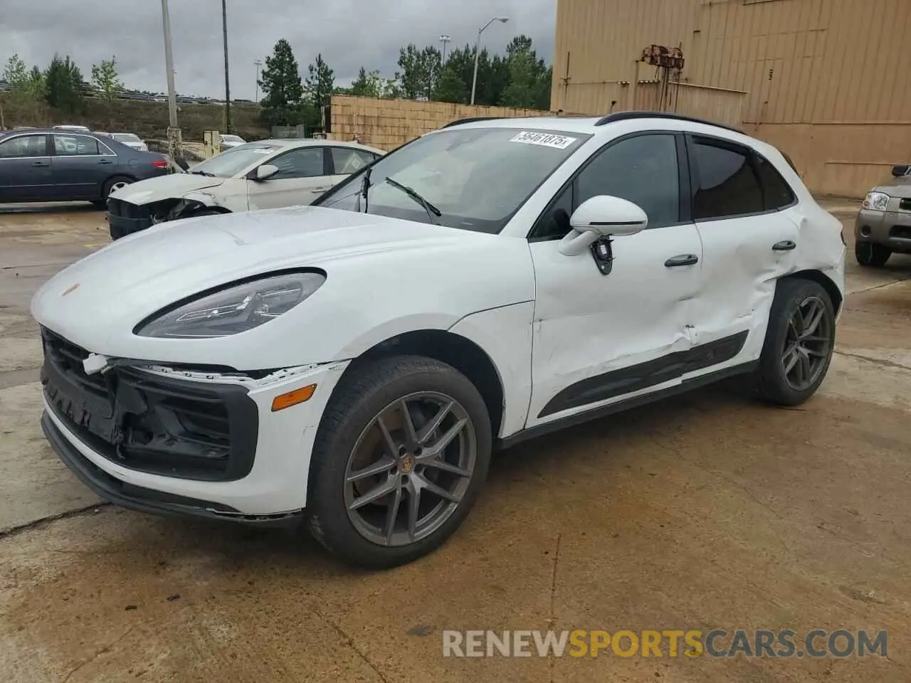 1 Photograph of a damaged car WP1AA2A53PLB20826 PORSCHE MACAN BASE 2023