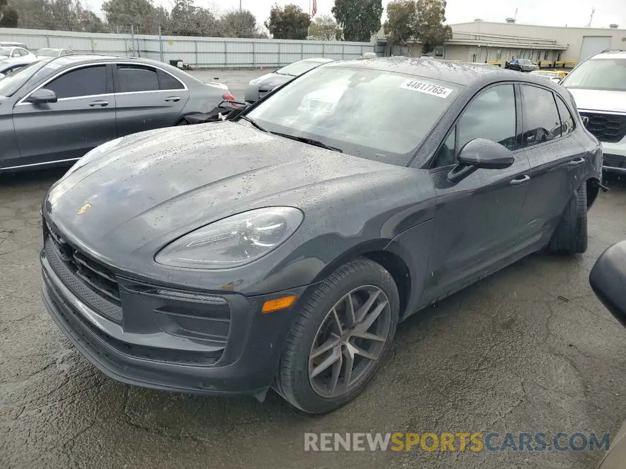1 Photograph of a damaged car WP1AA2A54PLB00584 PORSCHE MACAN BASE 2023