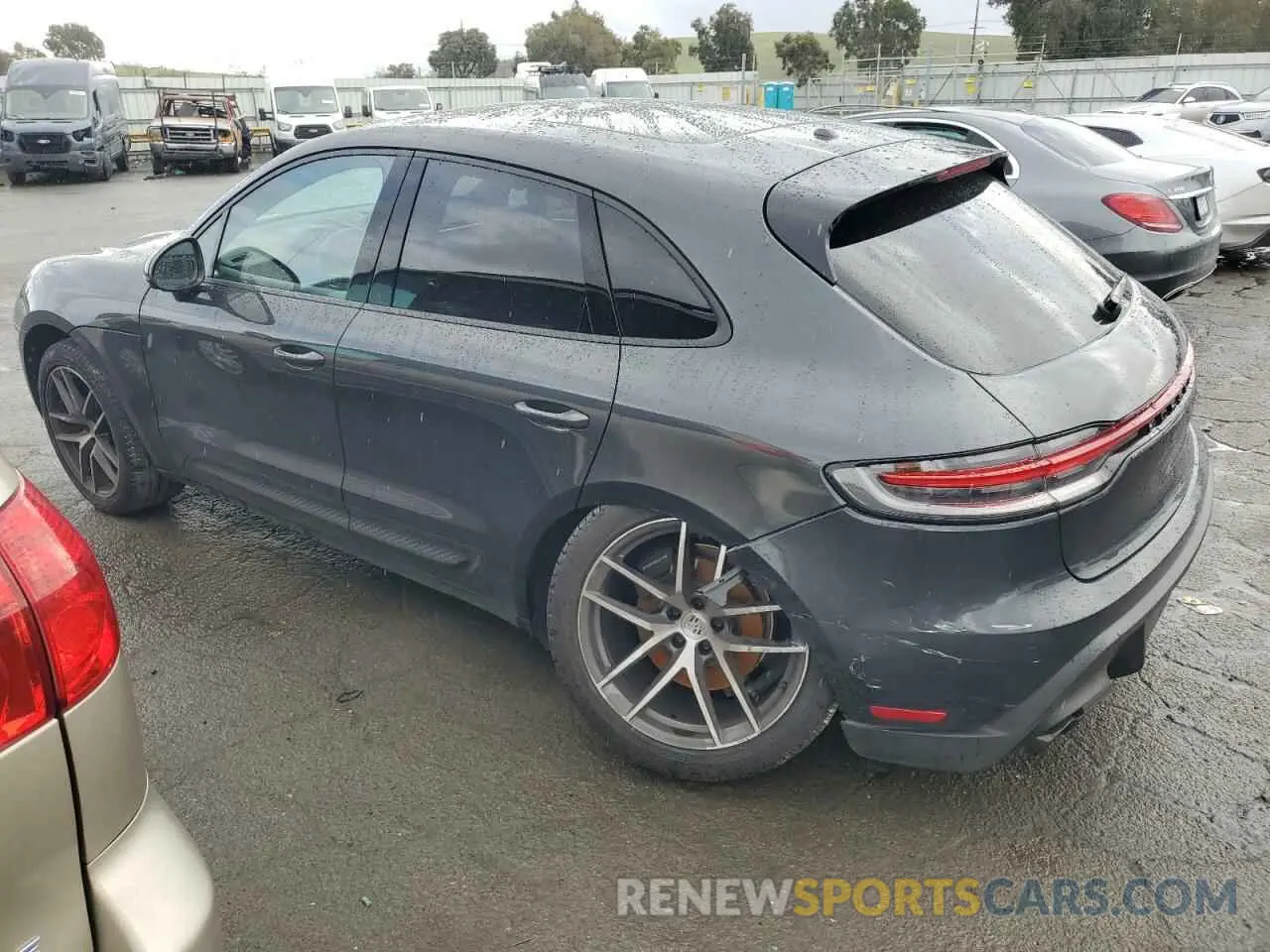 2 Photograph of a damaged car WP1AA2A54PLB00584 PORSCHE MACAN BASE 2023