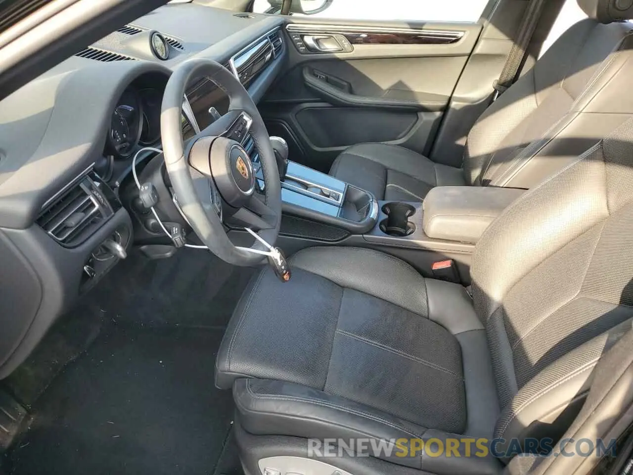 7 Photograph of a damaged car WP1AA2A55PLB11268 PORSCHE MACAN BASE 2023