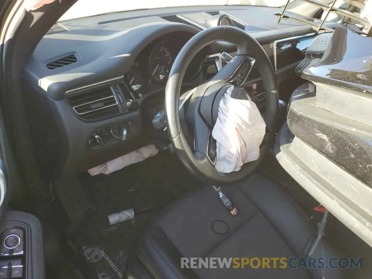 8 Photograph of a damaged car WP1AA2A56PLB09724 PORSCHE MACAN BASE 2023