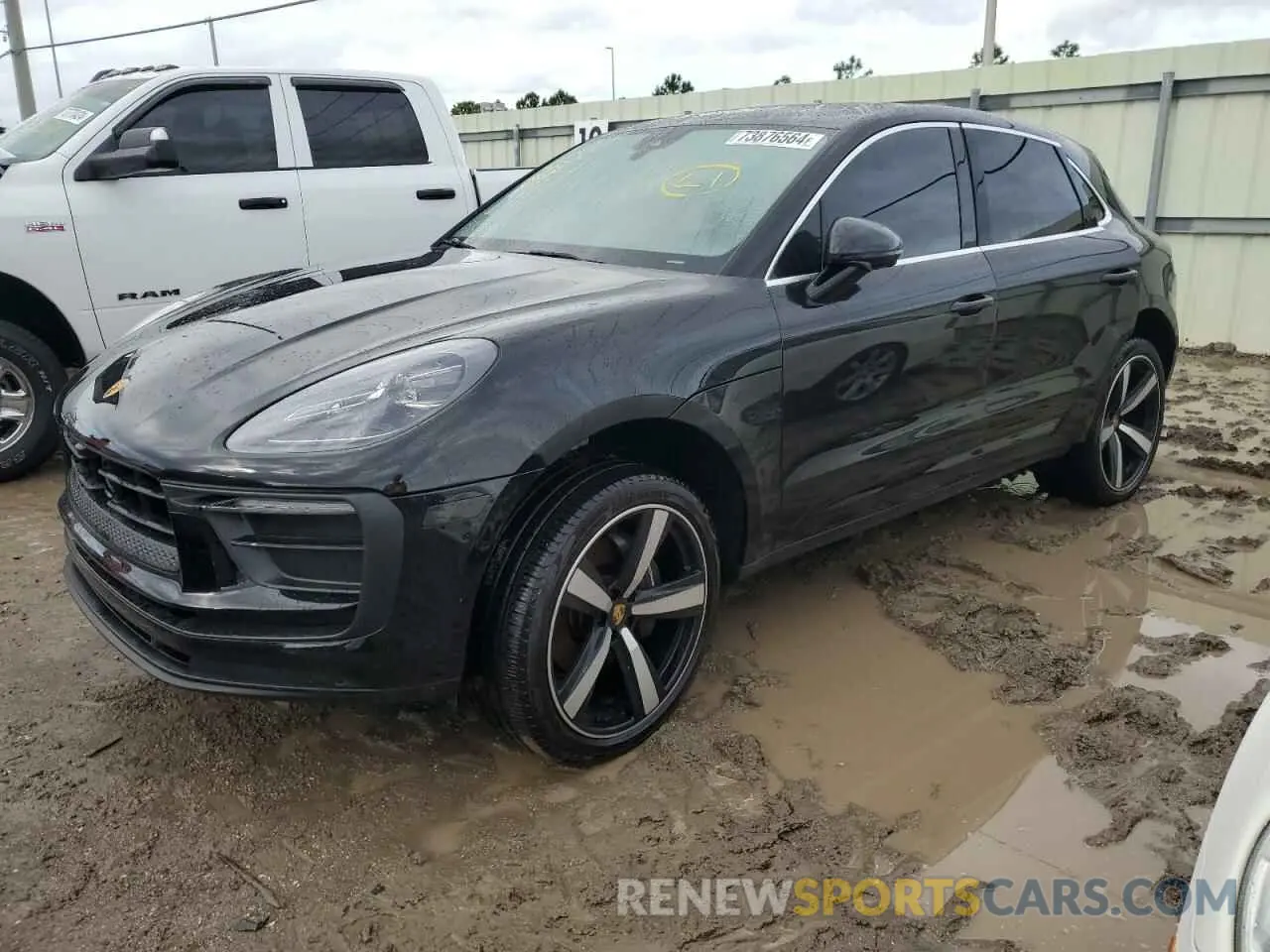 1 Photograph of a damaged car WP1AA2A56PLB13501 PORSCHE MACAN BASE 2023
