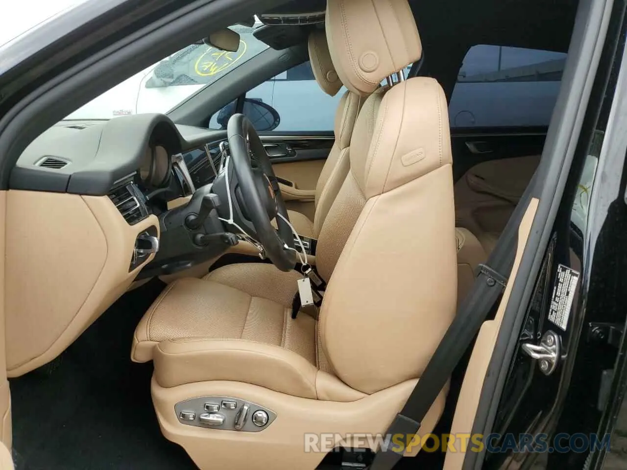 7 Photograph of a damaged car WP1AA2A56PLB13501 PORSCHE MACAN BASE 2023