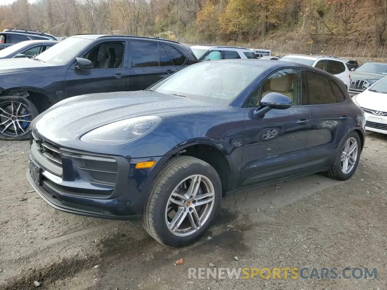1 Photograph of a damaged car WP1AA2A59PLB15680 PORSCHE MACAN BASE 2023
