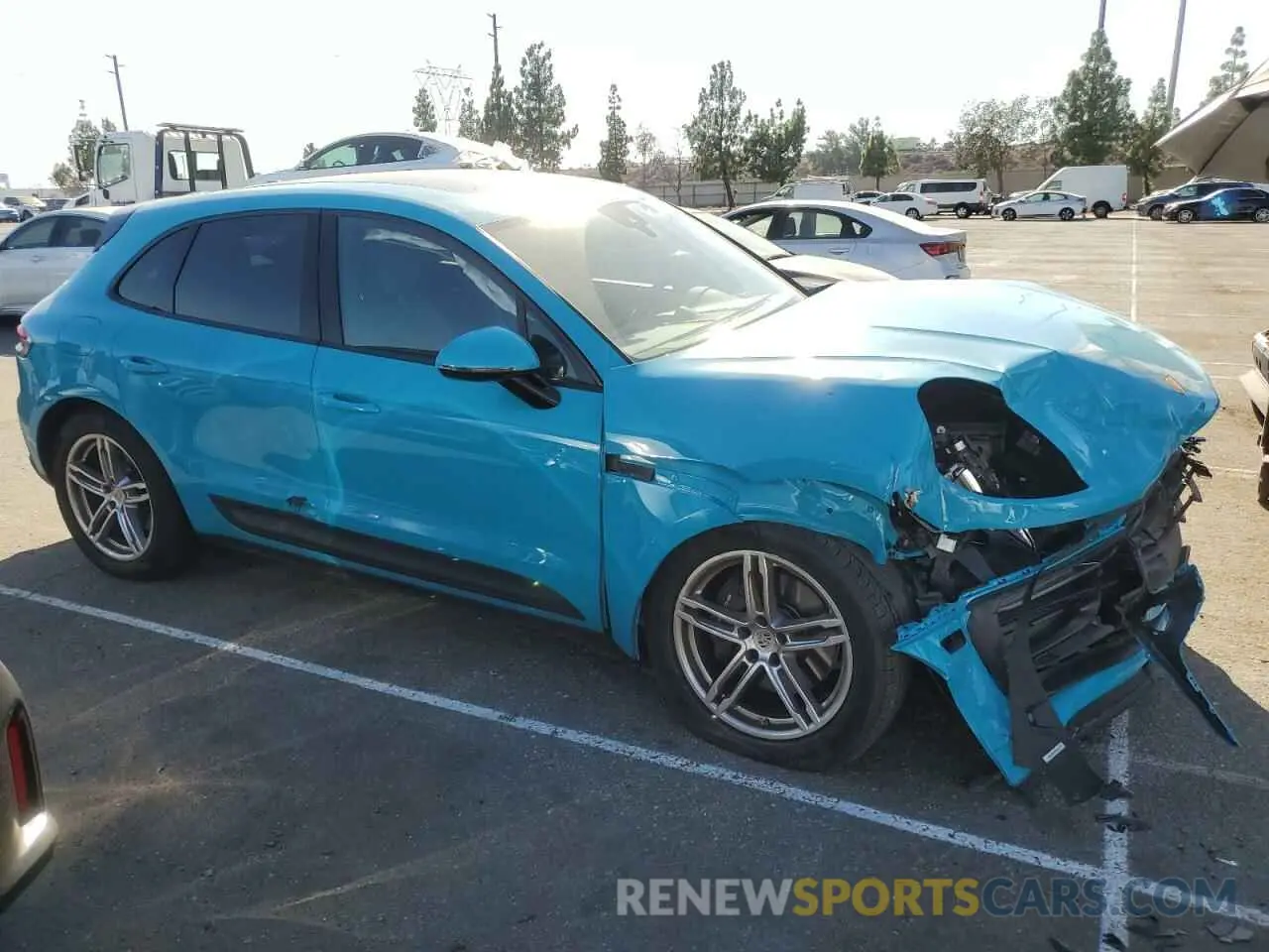4 Photograph of a damaged car WP1AA2A5XPLB00346 PORSCHE MACAN BASE 2023