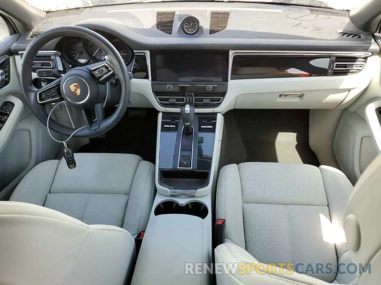 8 Photograph of a damaged car WP1AA2A50RLB01685 PORSCHE MACAN BASE 2024