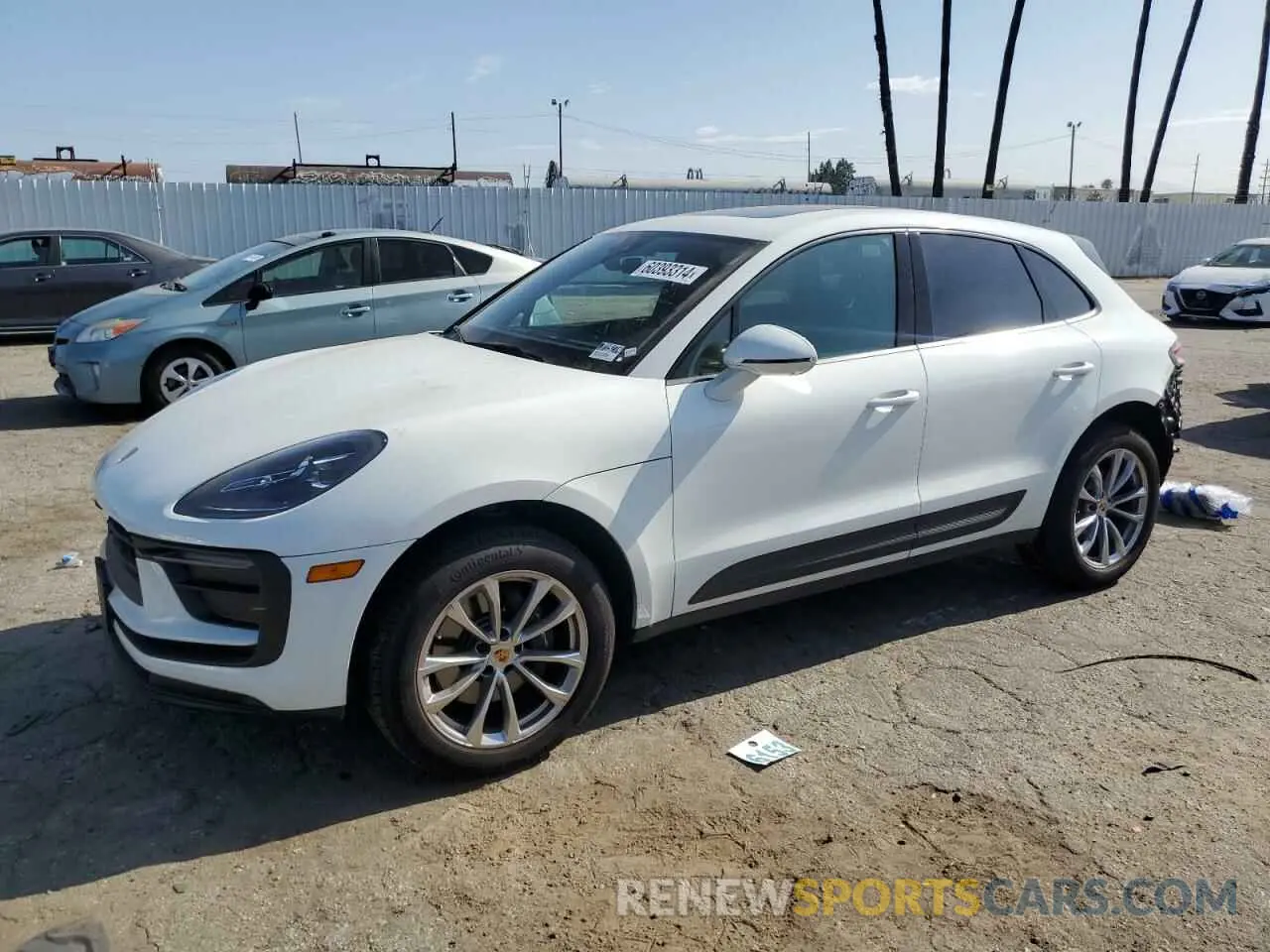 1 Photograph of a damaged car WP1AA2A51RLB06927 PORSCHE MACAN BASE 2024