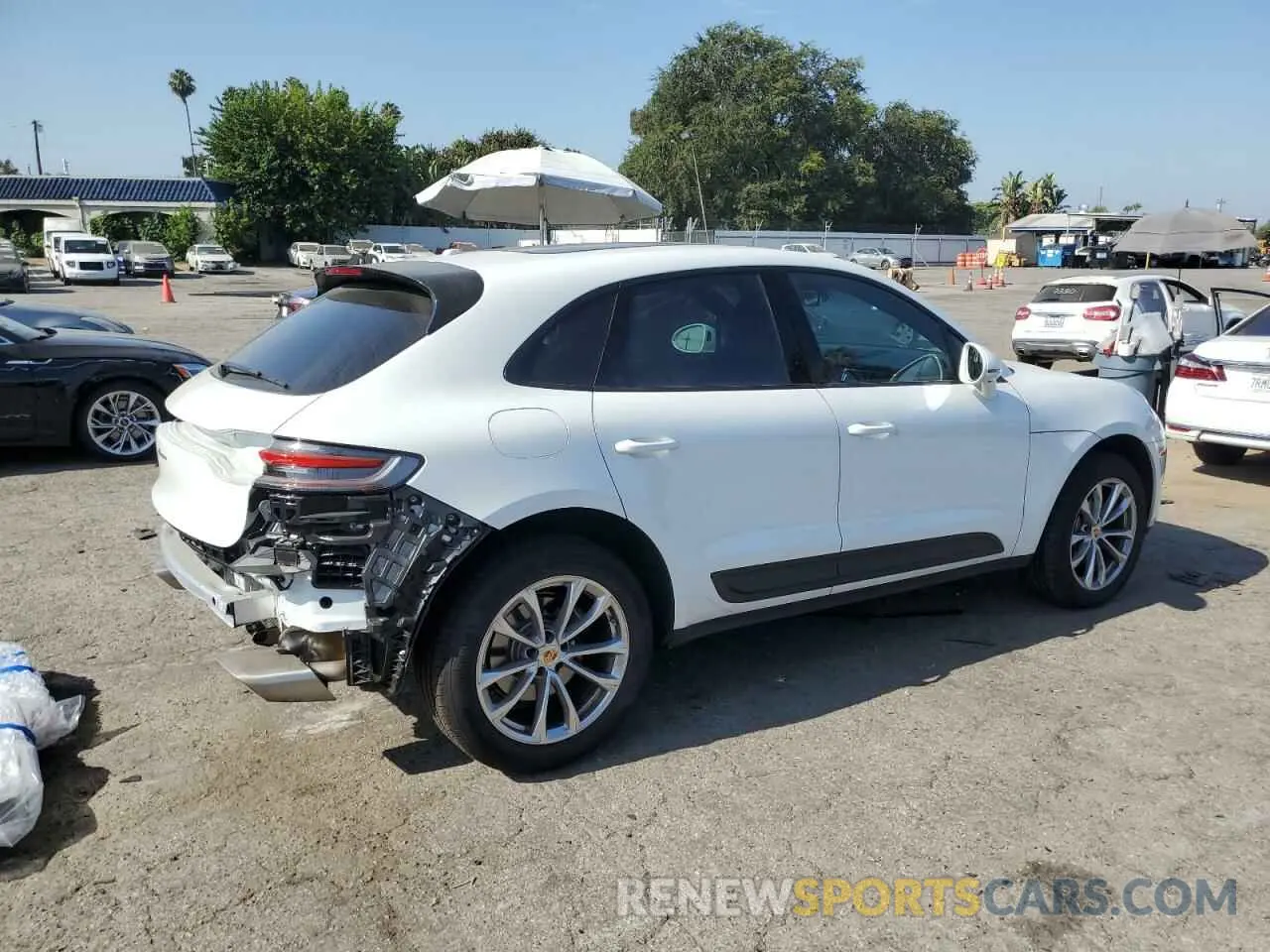 3 Photograph of a damaged car WP1AA2A51RLB06927 PORSCHE MACAN BASE 2024