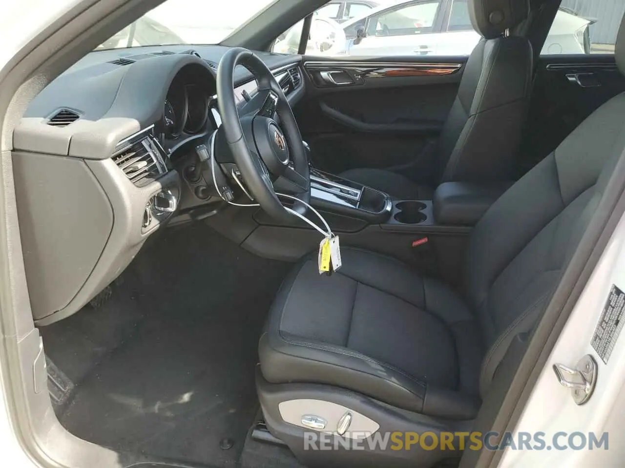 7 Photograph of a damaged car WP1AA2A51RLB06927 PORSCHE MACAN BASE 2024