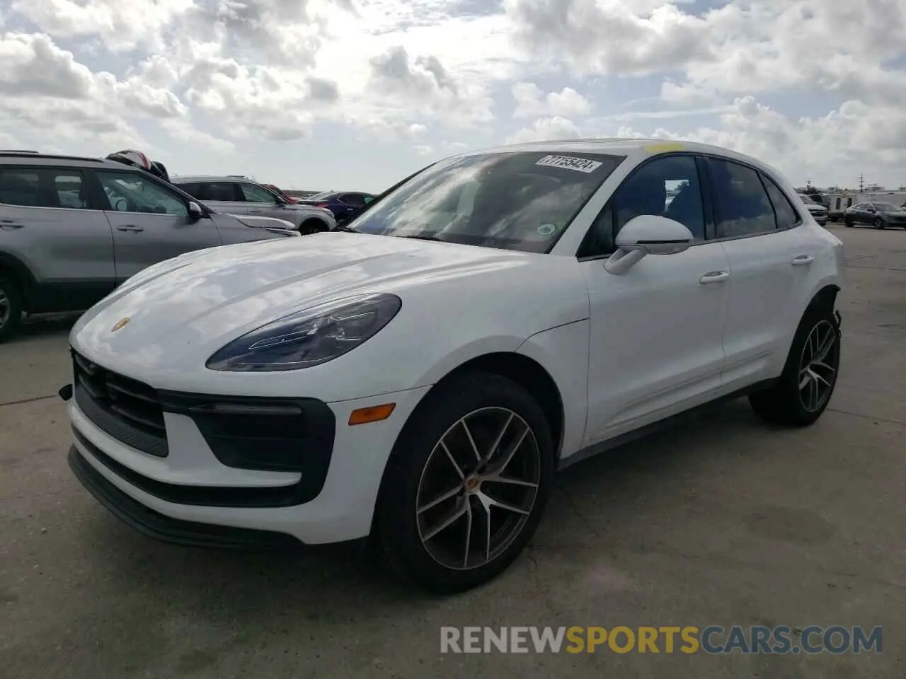 1 Photograph of a damaged car WP1AA2A51RLB15983 PORSCHE MACAN BASE 2024