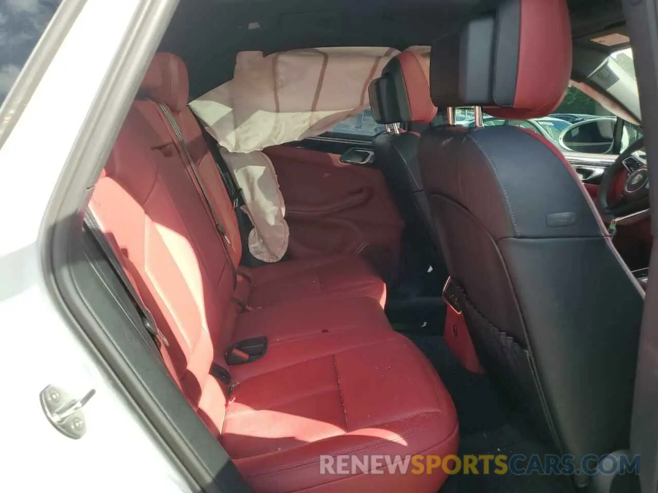 11 Photograph of a damaged car WP1AA2A51RLB20276 PORSCHE MACAN BASE 2024