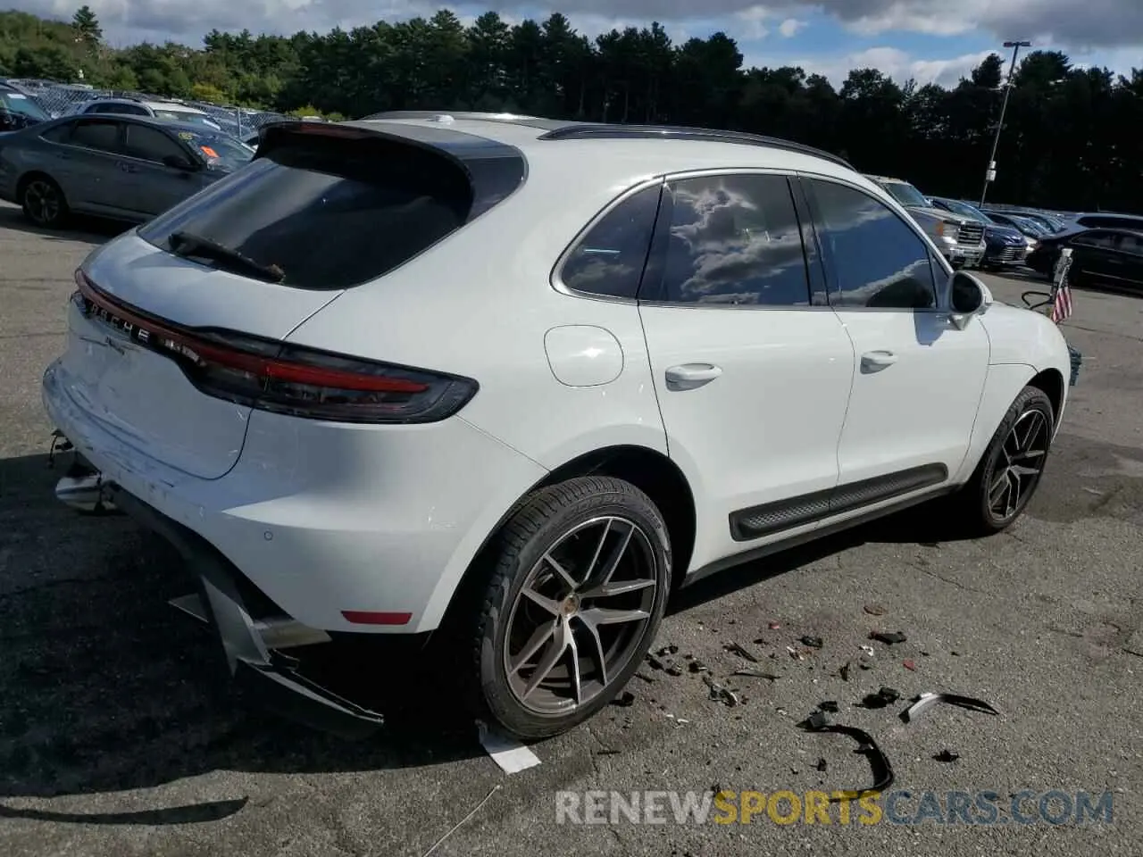 3 Photograph of a damaged car WP1AA2A51RLB20276 PORSCHE MACAN BASE 2024