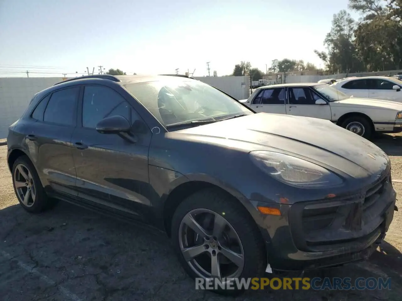 4 Photograph of a damaged car WP1AA2A53RLB02975 PORSCHE MACAN BASE 2024