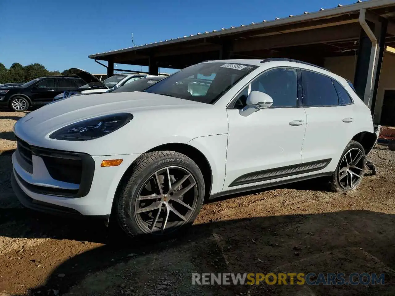 1 Photograph of a damaged car WP1AA2A54RLB21146 PORSCHE MACAN BASE 2024
