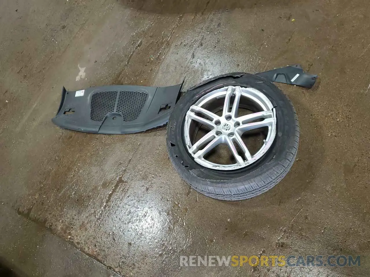 13 Photograph of a damaged car WP1AA2A55RLB06705 PORSCHE MACAN BASE 2024