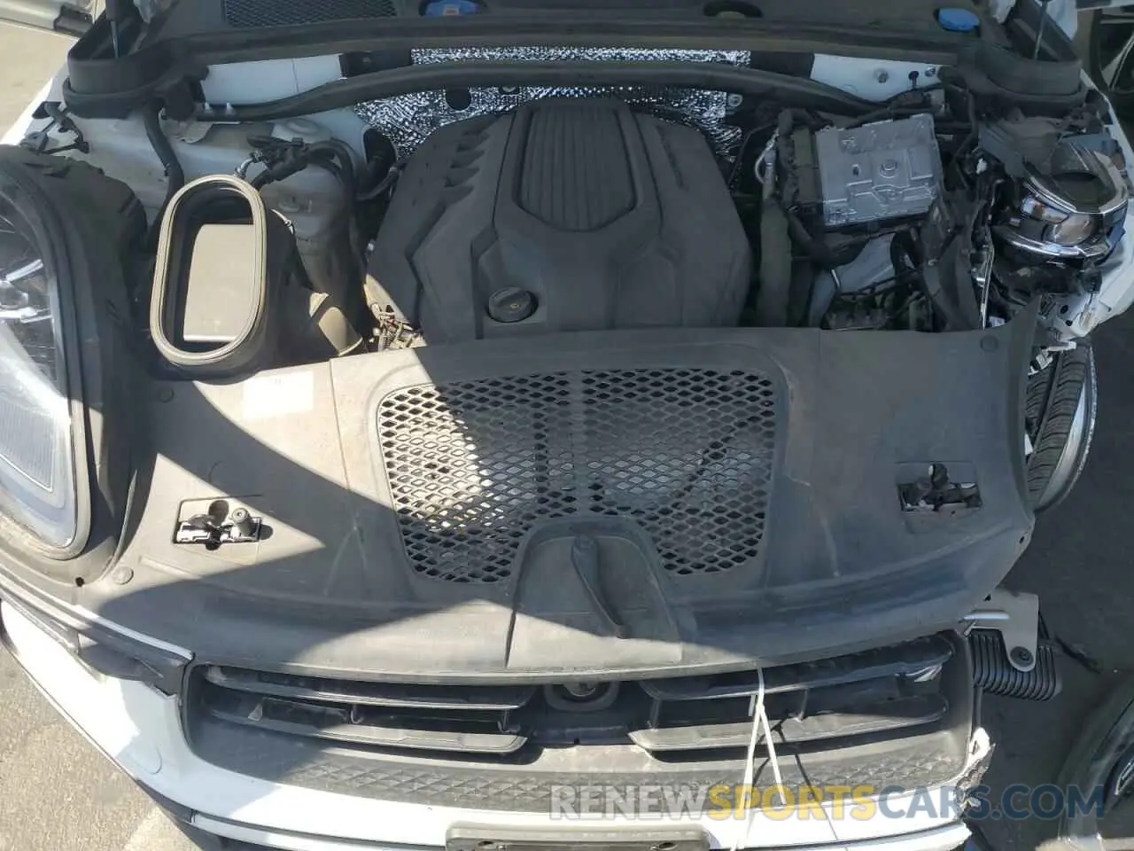 12 Photograph of a damaged car WP1AA2A55RLB16246 PORSCHE MACAN BASE 2024