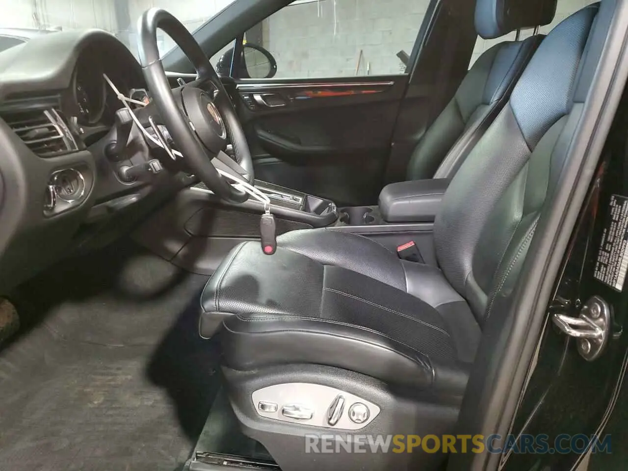 7 Photograph of a damaged car WP1AA2A56RLB00993 PORSCHE MACAN BASE 2024