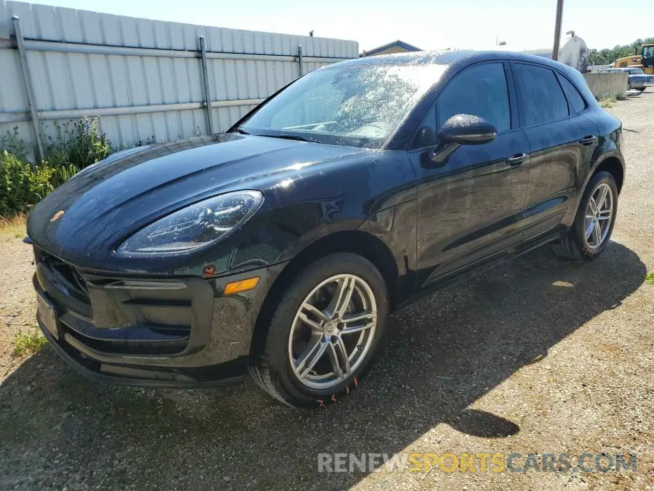 1 Photograph of a damaged car WP1AA2A56RLB13940 PORSCHE MACAN BASE 2024